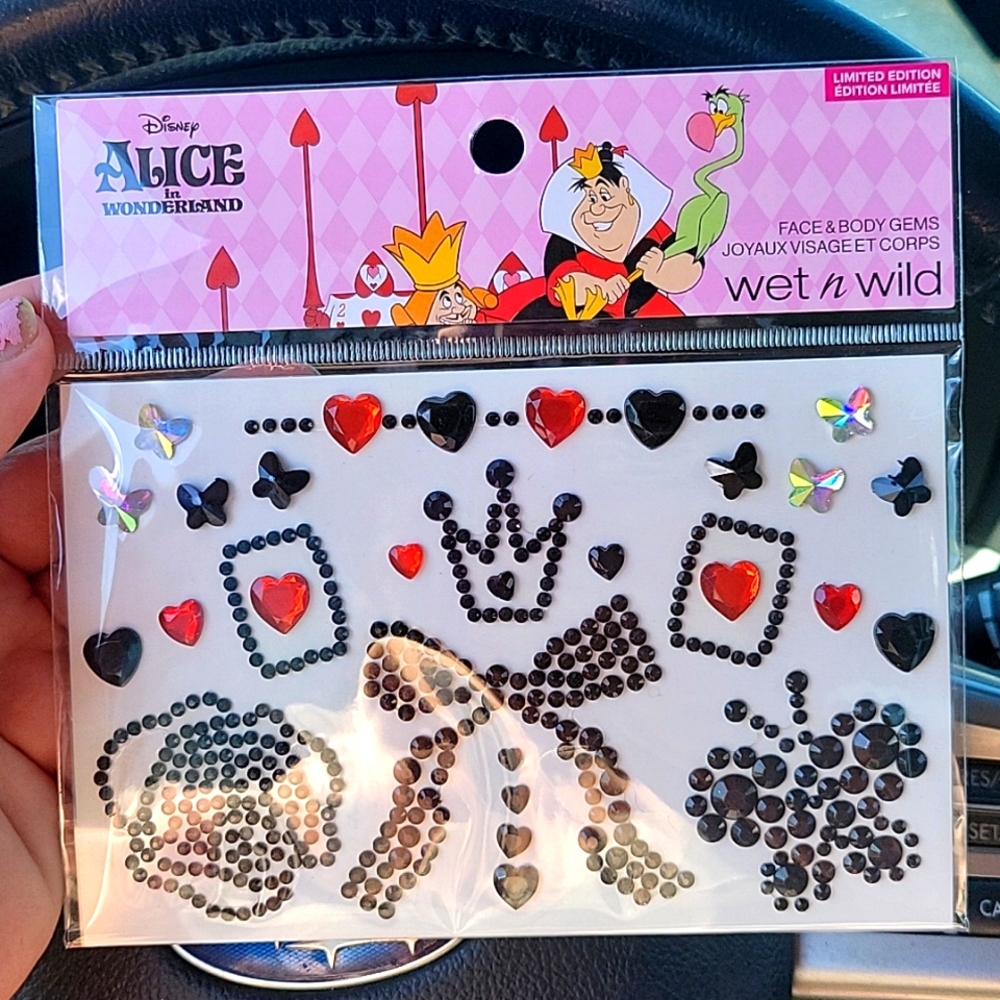Alice in Wonderland Wet n Wild Face& Body Gems - Yes, Your Majesty 1115877